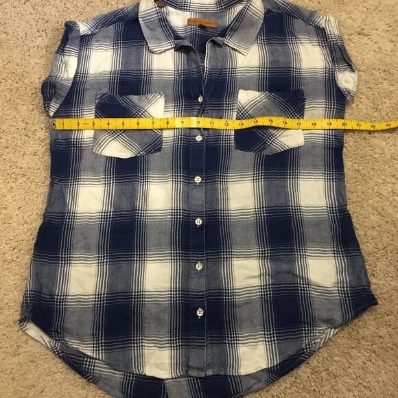 JACHS Girlfriend Blue & White Plaid Rolled Cuff Button Down Rayon Shirt - Picture 12 of 15